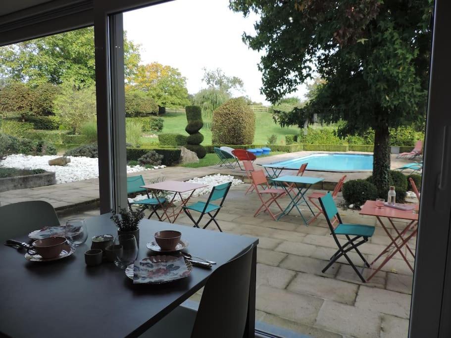 Au Bout De Mes Reves Bed and Breakfast Walcourt Exteriör bild